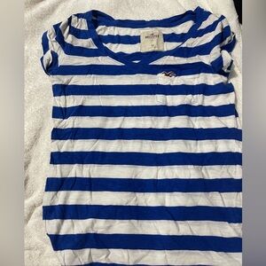 Hollister T shirt